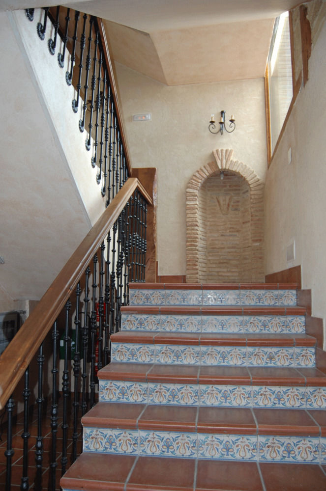 Отель La Casona De Dona Petra Villarmentero de Campos Экстерьер фото